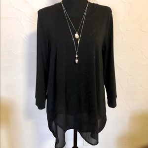 Mountain mamas new black designer tunic with adorable front & back sheer accents
